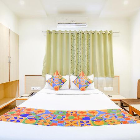Fabhotel Ananta Sagar - Nr Pheonix Mall Poona Buitenkant foto